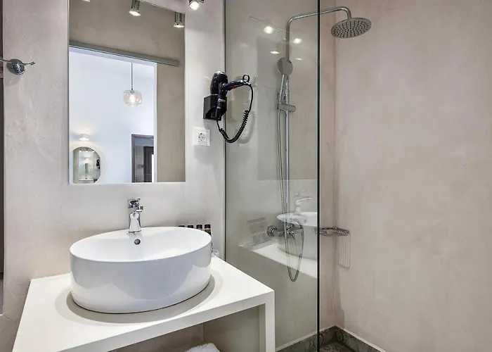 Shalom Luxury Daliani Guest house